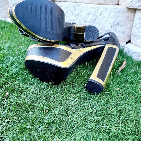 Qupid women's open toed black & gold platform heels - Picture 15 of 16